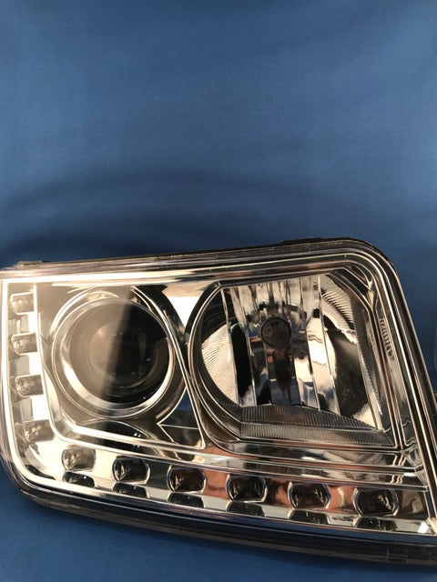 EMC HEADLIGHT, RH SIDE FOR VANTAGE MODEL VEHICLES